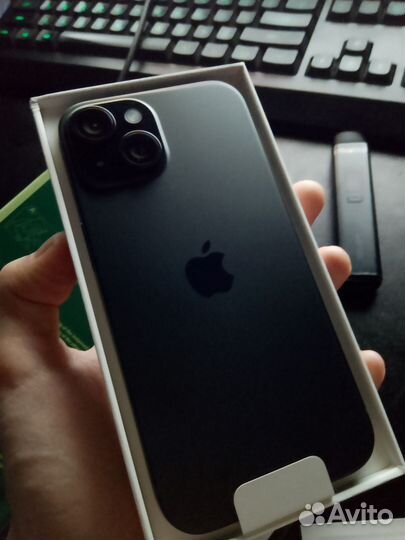 iPhone 15, 128 ГБ