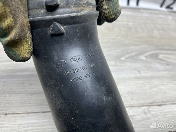 Патрубок воздушного фильтра Kia Magentis 2 G4KA