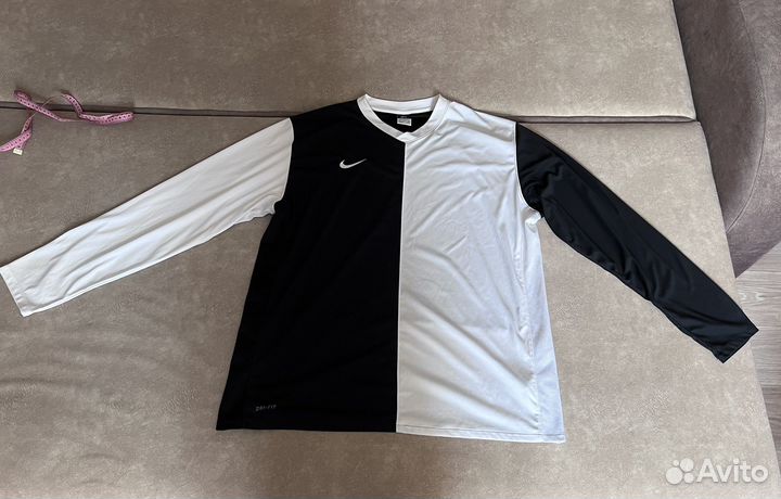 Лонгслив nike
