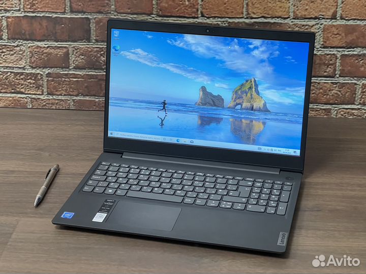 Стильный и современный Ноутбук Lenovo