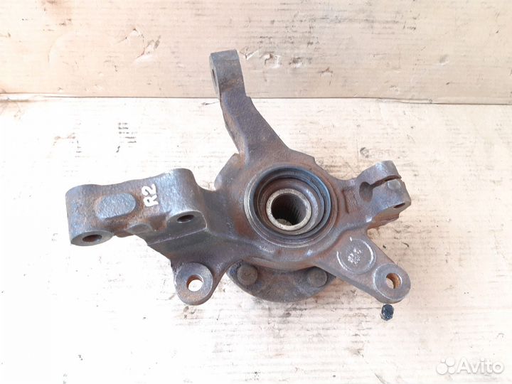 Кулак поворотный перед. правый Mazda Xedos 6