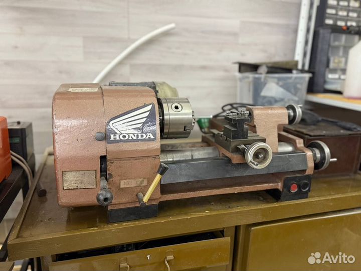 Токарный станок Универсал тш 3