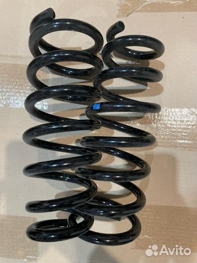 Пружина задняя Toyota Caldina