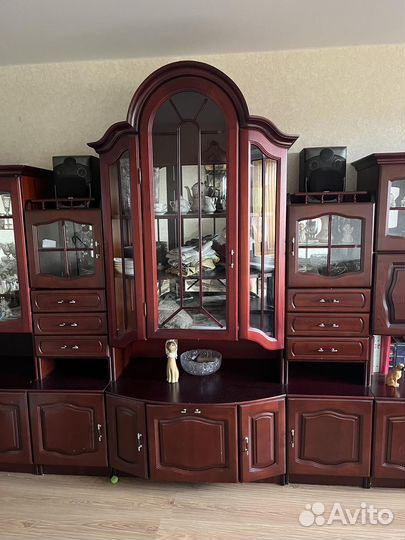 Стенка. Натуральное дерево