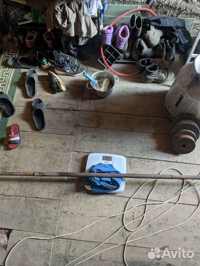 Стойка со штангой