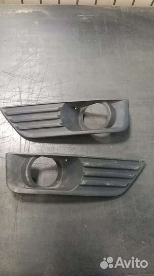 Заглушка птф бампера передняя Ford Focus 2