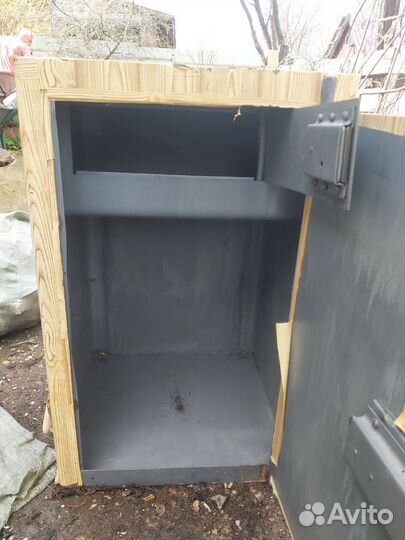 Сейф огнеупорный