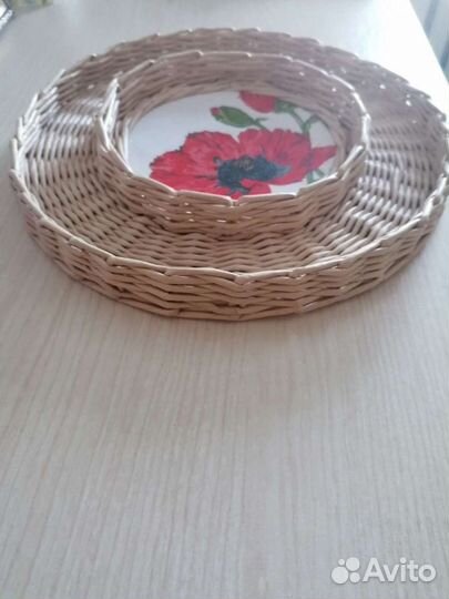 Подставка для пасхальных яиц и кулича