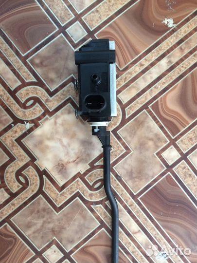 Актуатор крышки бензобака mini BMW