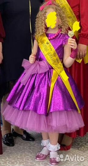 Нарядное платье для девочки б/у