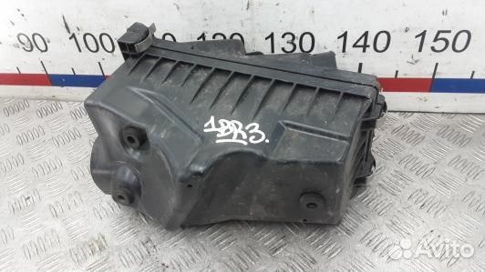 Корпус воздушного фильтра toyota corolla verso 2