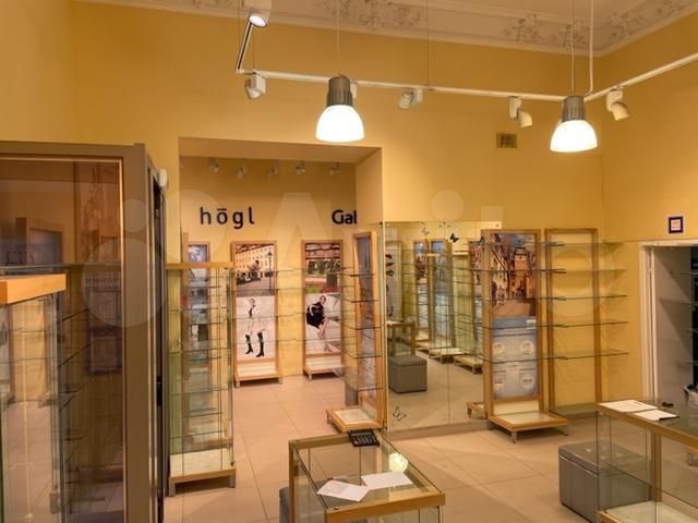 Сдам торговое помещение, 105.4 м²