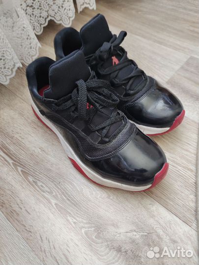 Рассмотрю обмен nike air jordan 11 cmft Low