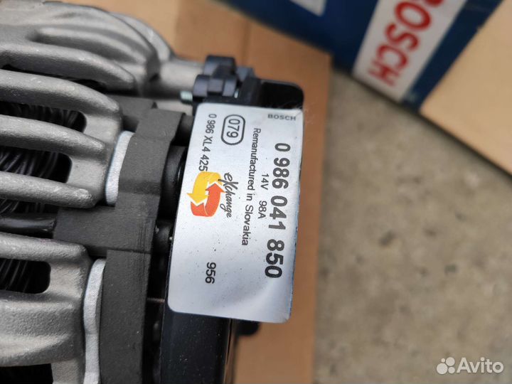 Генератор новый Bosch Renault Logan Megane Scenic