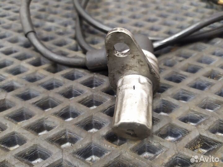 Датчик оборотов коленвала Scania 4-series