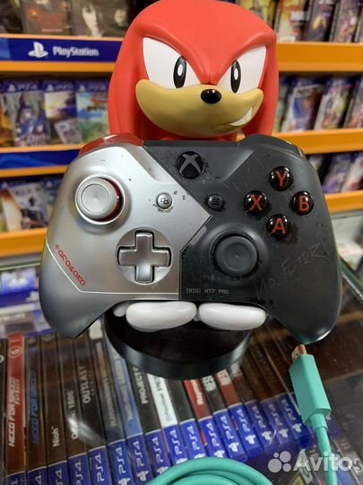 Xbox One X 1Tб Cyberpunk Limited Edition