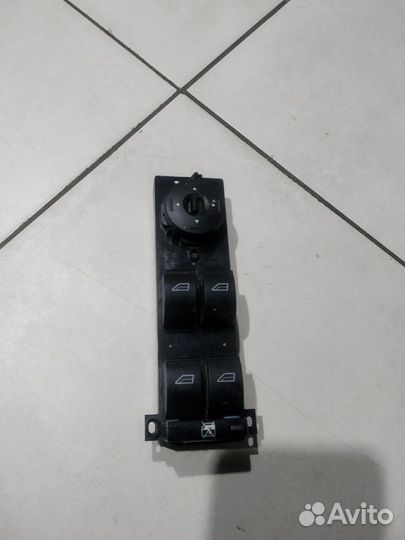 Блок управления стеклоподъемниками форд фокус 2 c