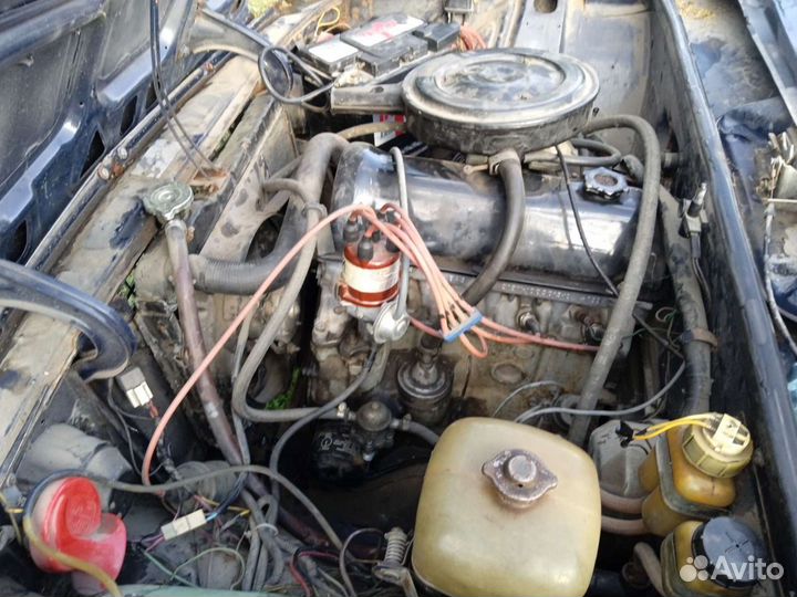 ВАЗ 2103 1.5 МТ, 1980, битый, 80 000 км