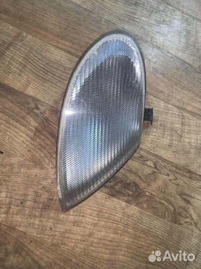 Поворотник правый galaxy