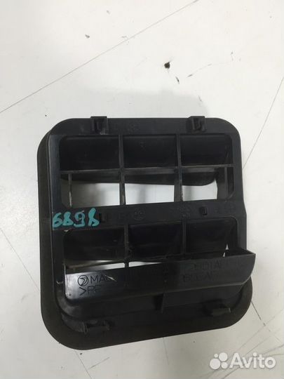 Воздуховод багажника