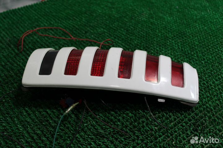 Задние фонари Chevrolet Suburban GMT400