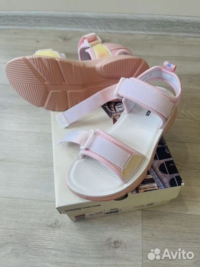 Сандалии новые 32 размер для девочки