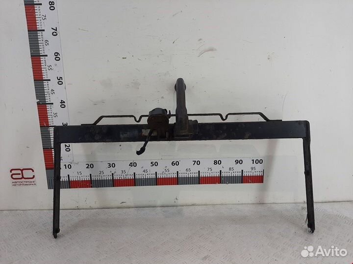 Фаркоп для Volkswagen Golf 4