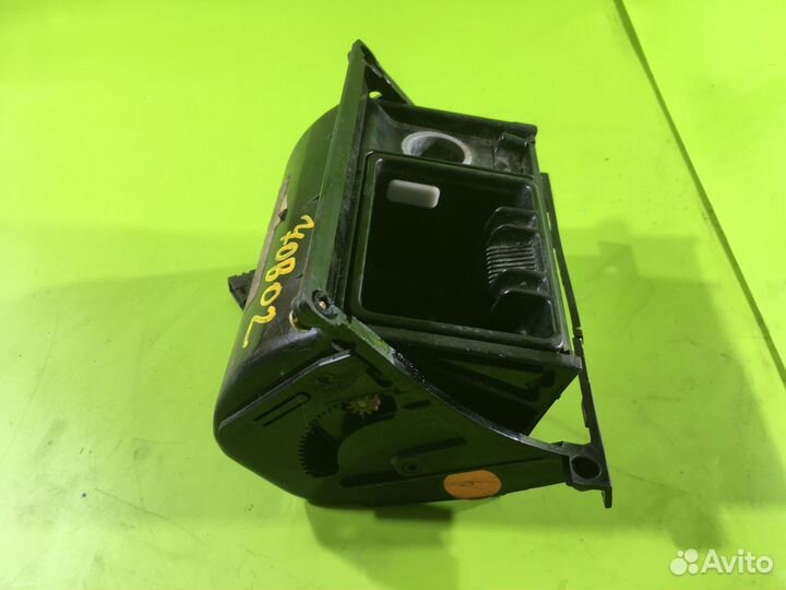 Пепельница для Mercedes-Benz W140