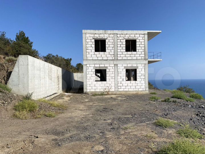 Дом 214 м² на участке 6,2 сот.