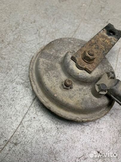 Звуковой сигнал Kia Rio седан 1.5 A5D 2000