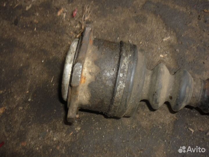 Привод левый volkswagen passat b5