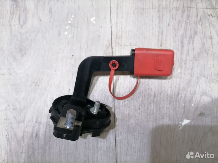 Клемма акб плюсовая BMW 1 series E87 E81 2004-2011