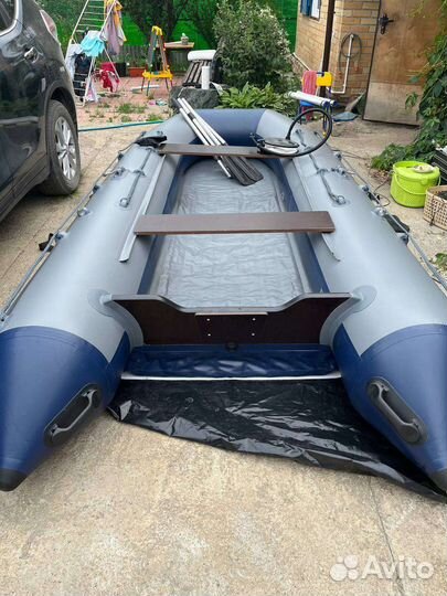 Надувная лодка пвх Флагман 380 нднд