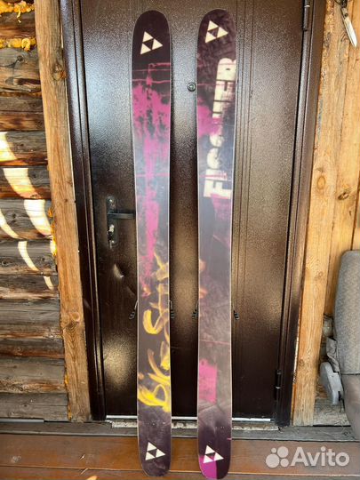 Горные лыжи для фрирайда