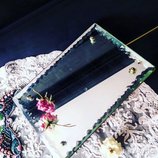 Винтажное зеркало с фацетом