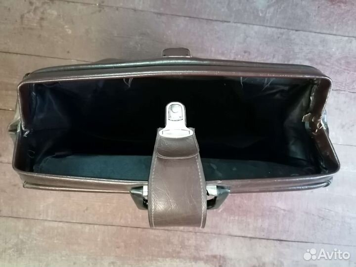 Портфель времён СССР