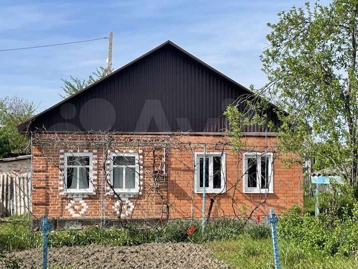 Дом 37,3 м² на участке 8,6 сот.