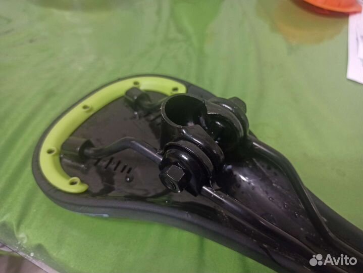 Велосипедное седло GT