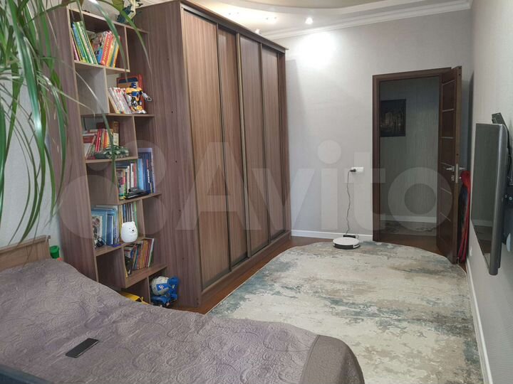 2-к. квартира, 73 м², 3/7 эт.