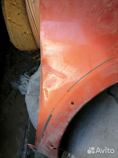 Крыло лада веста св кросс