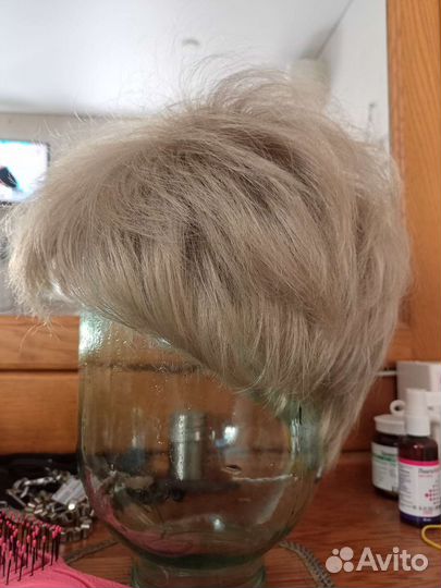 Парик женский
