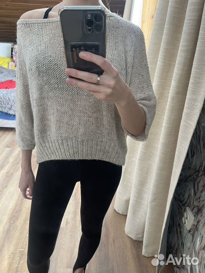 Свитер