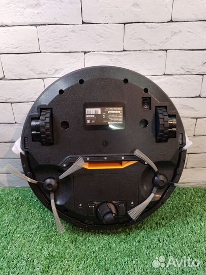 Робот-пылесос Redmond RV-R450