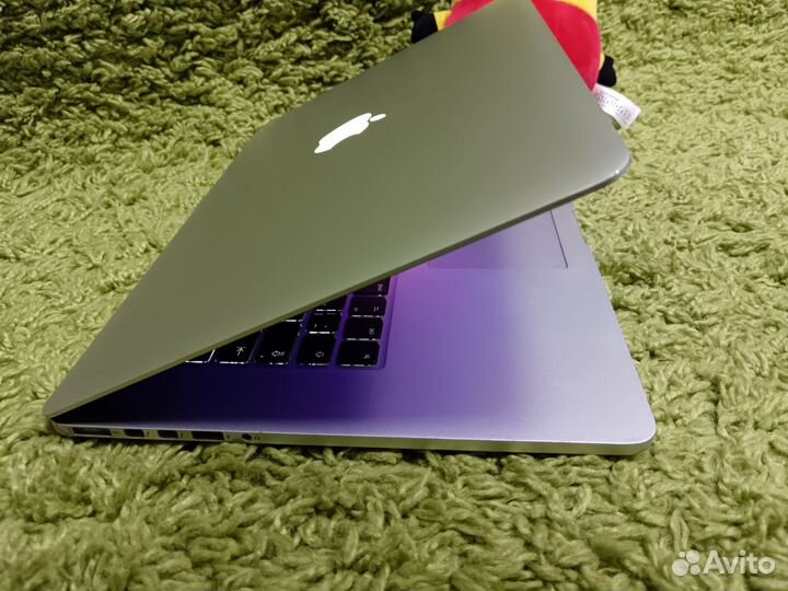 Apple MacBook Pro 15 2015 i7/1tb В Идеальном Сост