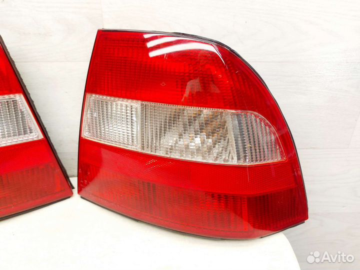 Фонари задние Opel Vectra B 1999-2002