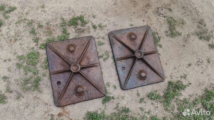 Подпятник опора для лапы крана манипулятора