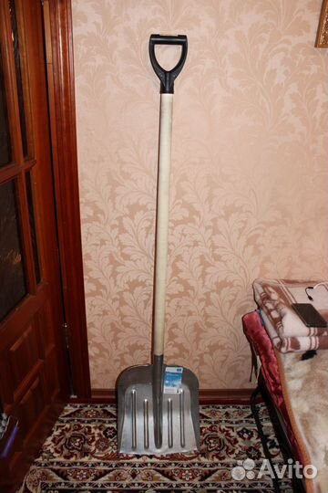 Лопаты снеговые (новые)