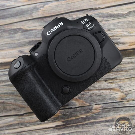 Canon EOS R6 Mark II Body