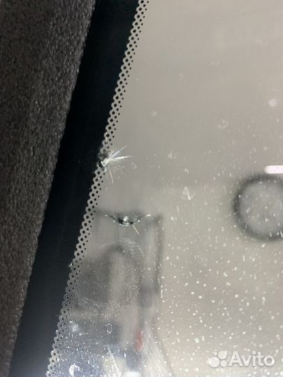 Стекло лобовое