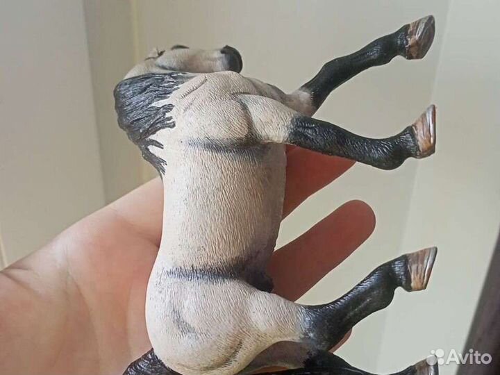 Фигурки лошадей schleich